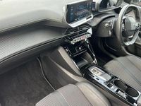 Usado Peugeot 2008 GT 131 HP (96 kW) 2023 Branco SUV