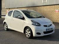 Begagnad Toyota Aygo 2012 Vit Halvkombi