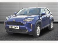 Used Toyota Yaris Cross 116 HP (85 kW) 2025 Blue SUV