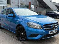 Used Mercedes A180 SE 122 HP (89 kW) 2014 Blue Hatchback