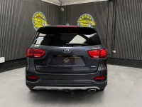 Used Kia Sorento 200 HP (147 kW) 2019 Grey SUV