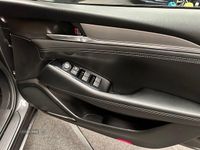 Usado Mazda 6 Inclusive 150 HP (110 kW) 2018 Cinzento Sedan