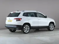 Używany Skoda Karoq SE L 150 KM (110 kW) 2018 Biały SUV