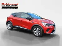 Used Renault Captur Iconic 100 HP (73 kW) 2020 Red/black SUV