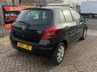 Used Toyota Yaris 87 HP (63 kW) 2007 Black Hatchback