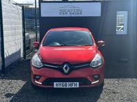 Used Renault Clio IV Iconic 90 HP (66 kW) 2018 Red Hatchback