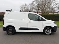 Used Citroën Berlingo 100 HP (73 kW) 2020 White MPV