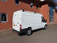 Begagnad Ford Transit 125 HK (91 kW) 2012 Vit Van