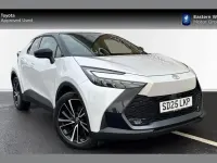 Used Toyota C-HR 220 HP (161 kW) 2025 White SUV