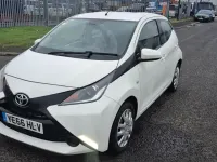 Used Toyota Aygo X-play 69 HP (50 kW) 2016 White Hatchback