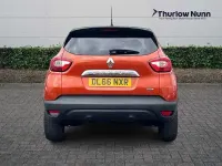 Used Renault Captur Dynamique 90 HP (66 kW) 2016 Orange/black SUV