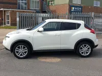 Usado Nissan Juke Acenta 117 HP (86 kW) 2012 Branco SUV