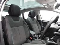 Used Citroën C4 SELECTION 115 HP (84 kW) 2014 White Hatchback