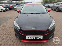 Used Ford Focus Zetec 150 HP (110 kW) 2016 Black Hatchback