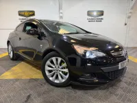 Usado Vauxhall Astra GTC SRi 2017 Preto Citadino