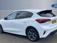 Used Ford Focus ST-Line 125 HP (91 kW) 2023 White Hatchback