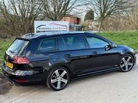 Begagnad VW Golf VII R 2019 Svart Kombi