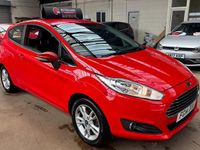 Used Ford Fiesta Zetec 82 HP (60 kW) 2014 Red Hatchback
