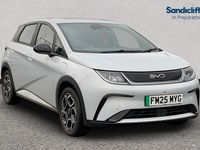 New BYD Dolphin 60 kW (82 HP) 2025 Metallic  skiing white Hatchback