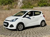 Used Hyundai i10 SE 87 HP (63 kW) 2014 White Hatchback