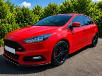 Używany Ford Focus ST 185 KM (136 kW) 2016 Czerwony Hatchback