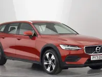 Used Volvo V60 CC 250 HP (183 kW) 2022 Estate