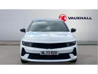 Used Vauxhall Astra 128 HP (94 kW) 2023 White Hatchback