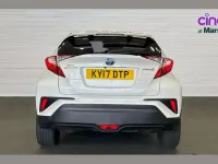 Used Toyota C-HR 122 HP (89 kW) 2017 White SUV