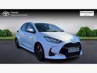 Used Toyota Yaris Hybrid Design 2025 White Hatchback