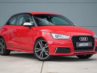 Used Audi A1 Advanced 256 HP (188 kW) 2014 Red Hatchback