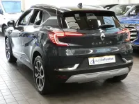 Używany Renault Captur Techno 143 KM (105 kW) 2023 Niebieski SUV