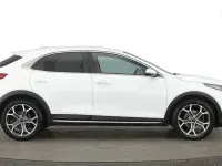 Used Kia XCeed 2022 White SUV