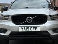Used Volvo XC40 R-Design 247 HP (181 kW) 2019 Silver SUV