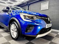 Used Renault Captur Play 100 HP (73 kW) 2021 Blue/black SUV
