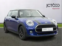 Used Mini Cooper Classic 134 HP (98 kW) 2018 Blue Hatchback