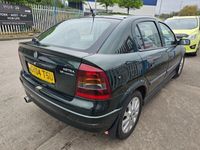used Vauxhall Astra 1.6i 16V SXi 5dr
