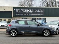 Used Renault Clio IV Dynamique 75 HP (55 kW) 2017 Grey Hatchback