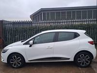 Usado Renault Clio IV Play 90 HP (66 kW) 2019 Branco Citadino