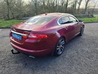 Used Jaguar XF Luxury 200 HP (147 kW) 2015 Red Sedan