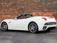 Used Ferrari California 490 HP (360 kW) 2012 White Cabriolet