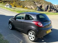 Usado Ford Ka Zetec 69 HP (50 kW) 2015 Preto Citadino