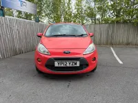 Usado Ford Ka Zetec 69 CV (50 kW) 2012 Rojo Utilitario
