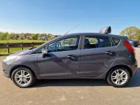 Used Ford Fiesta Zetec 105 HP (77 kW) 2014 Grey Hatchback