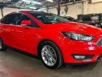 Used Ford Focus Zetec 120 HP (88 kW) 2017 Red Hatchback
