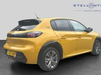 Used Peugeot e-208 Allure+ 98 kW (134 HP) 2023 Yellow Hatchback