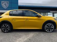 Used Peugeot e-208 GT 100 kW (136 HP) 2022 Yellow Hatchback