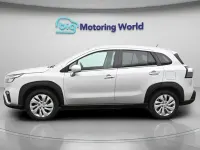 Używany Suzuki SX4 S-Cross 129 KM (94 kW) 2023 Srebrny SUV