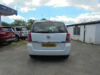 Used Vauxhall Zafira 2013 White MPV
