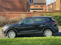 Used Nissan Qashqai S 2017 Black SUV