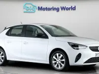 Used Vauxhall Corsa Design Edition 75 HP (55 kW) 2023 White Hatchback